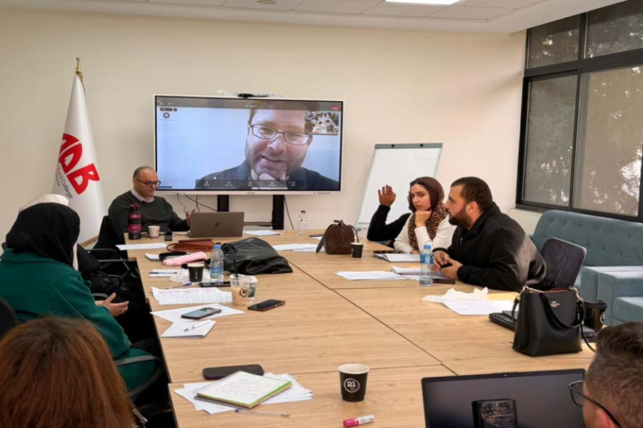 AQB Evolving Global Economy Course Hosts The World Bank Consultant in Education Policy, Dr. Danilo Leite Dalmon